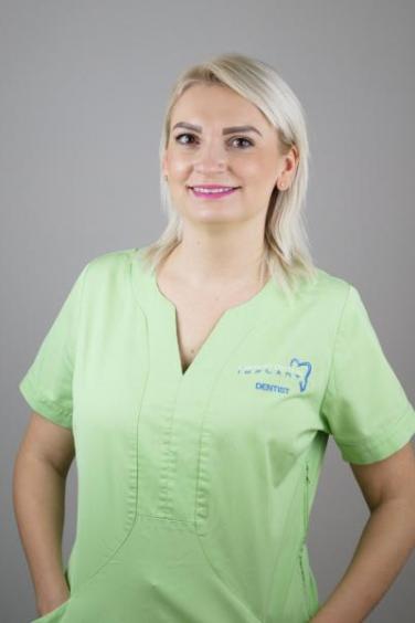 Dr Andreea Pop
